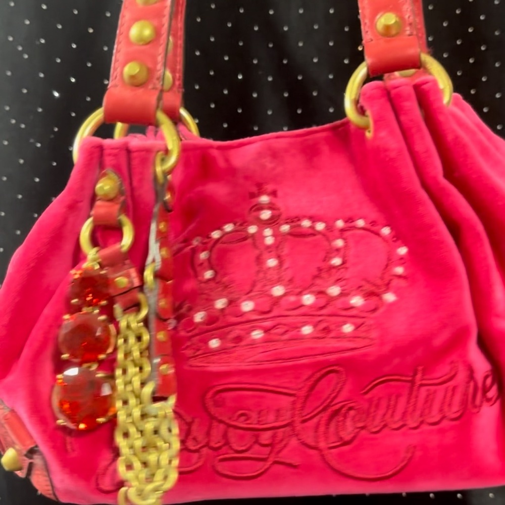 SOLD DO NOT BUY 
OG Y2K hot pink Juicy Couture hand bag.
